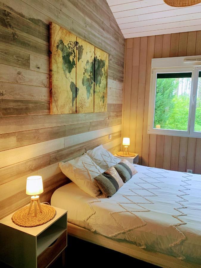 L Estanguet Maison Octogonale En Foret Rion-Des-Landes Eksteriør bilde